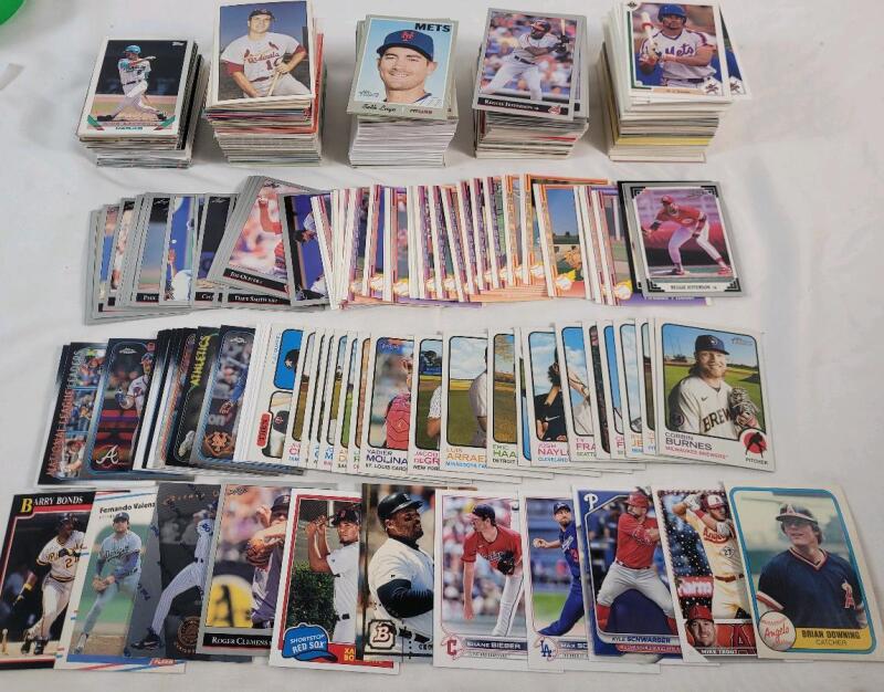 1978 - 2024 MLB Baseball Trading Card Singles , 710 Trading Cards . Topps , Fleer , Donruss , Leaf . 700+ Trading Cards