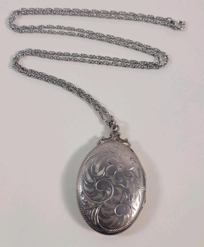 Vintage Sterling Silver Locket & Sterling Silver Chain . See Photos for Locket Size