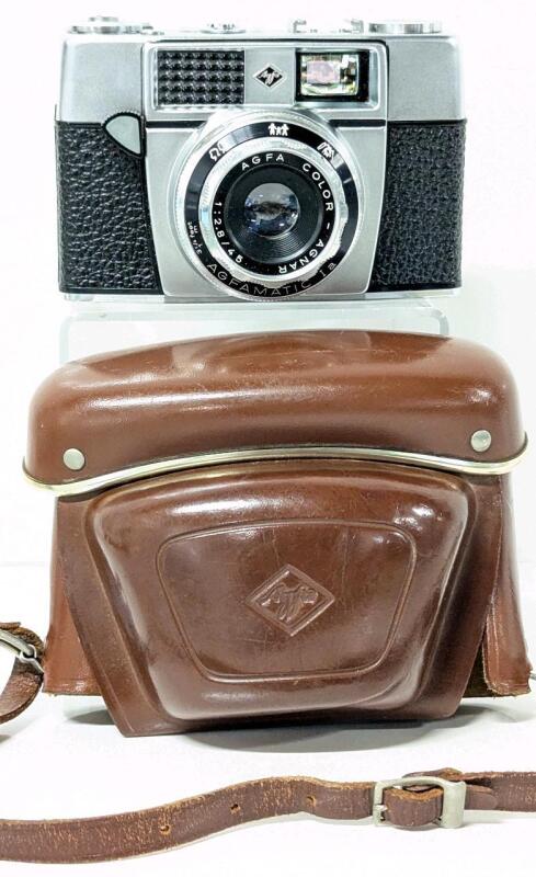 Vintage AGFAMATIC IA 35mm Film Viewfinder Camera With Leather Case Made in Germany, In Excellent Cosmetic Condition