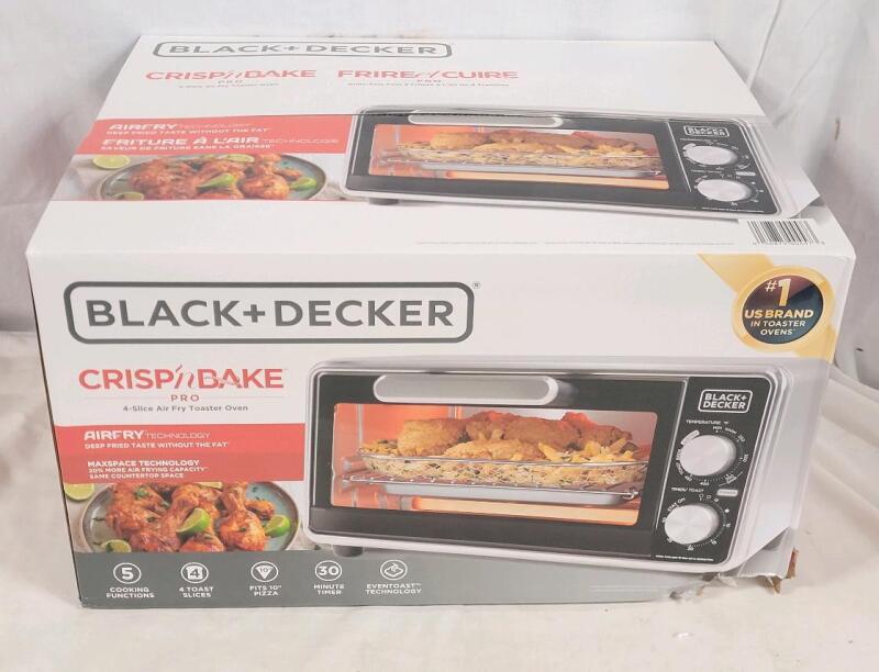 As New - Black & Decker Crisp 'N Bake Pro 4-Slice Air Fry Toaster Oven . Retail $110