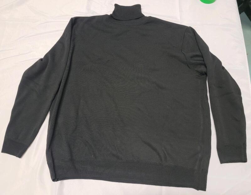 New Men's Size 5XL Manfinity Turtle Neck Sweater , Black .