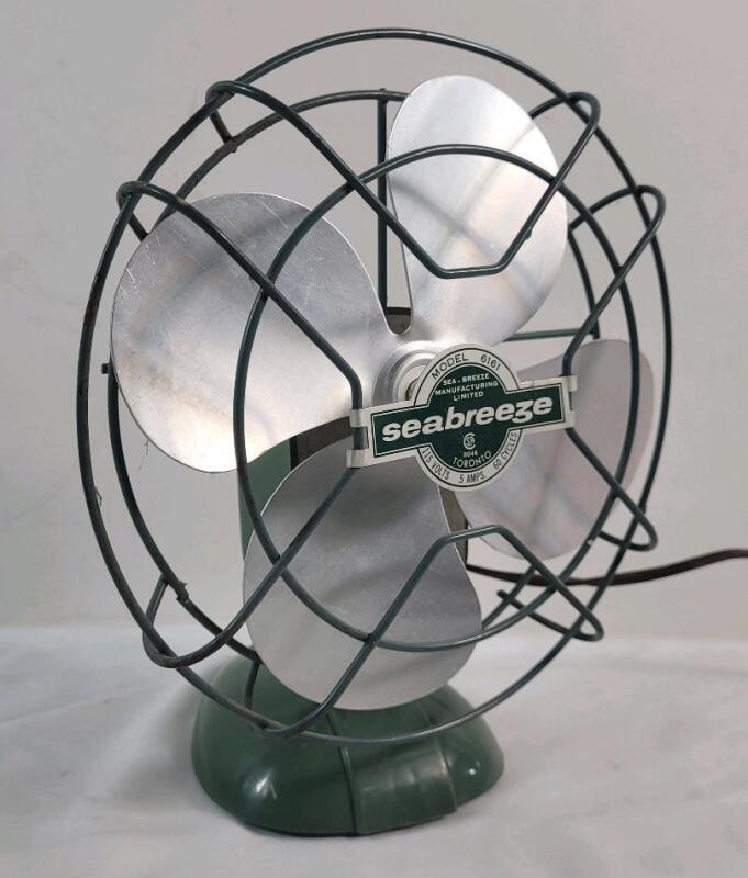 Vintage Seabreeze 4-Blade Desk Fan , Model # 6161 . Tested Working . Measures 10.5" tall
