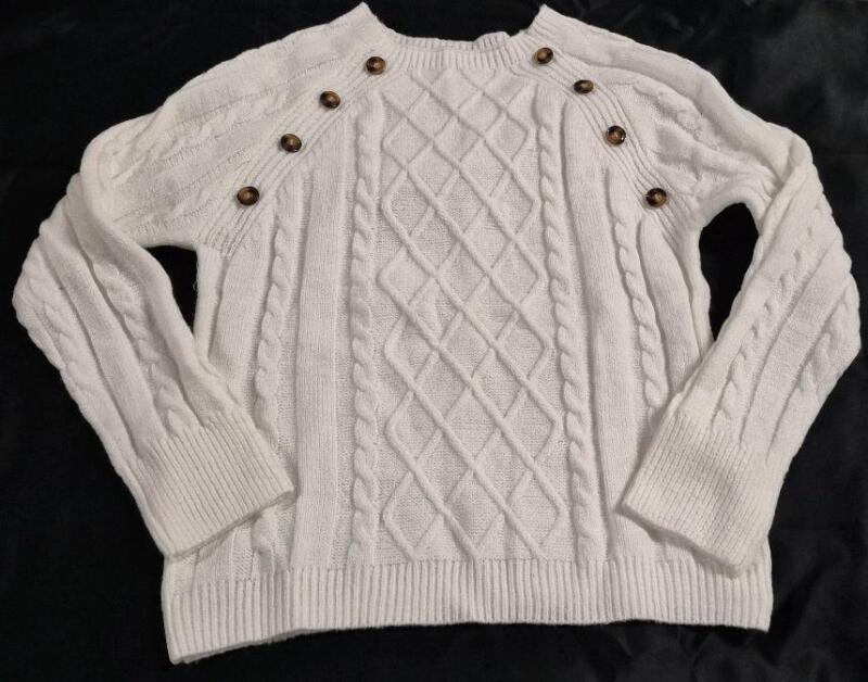 New sz Small Women's Sweater
