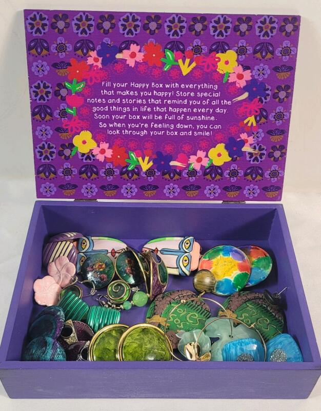 Wooden Whimsical Box w/14 Pairs Pierced Earring Sets