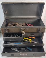 Vintage Craftsman 7-Drawer Tool Box w/Some Tools . Measures 20 &frac14;"&times;13.5"&times;8.5"