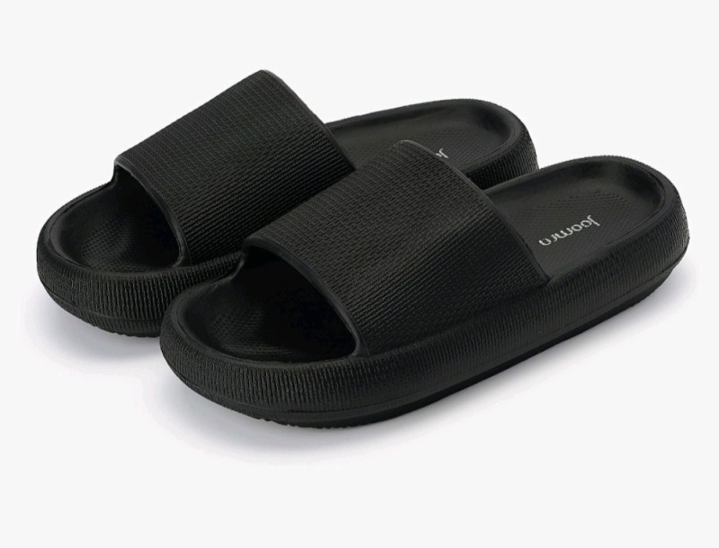 New Men's sz 44-45 (11) Pillow Slippers/Slides by Joomra