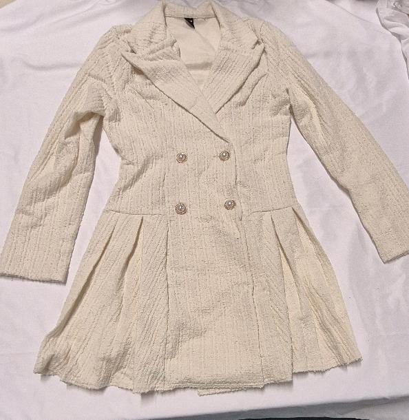 New sz Med Women's Dress
