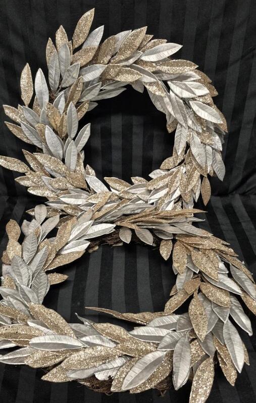 2 WREATHS 20" Diameters