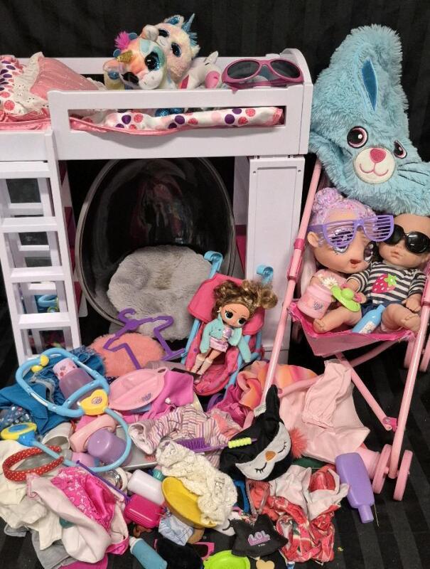 Large Kid's Play Lot - Dolls, Strollers, 18" American Doll Loft Bed, Clothes, Chairs etc ++++