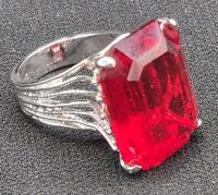 Goregous sz 5.5 Large Red Stone Stamped Sterling Ring