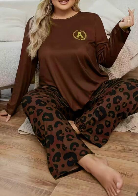 New Size 2XL Women&rsquo;s Elegant Geometric Print Pajama Set - Long Sleeve, Brown & Black, Comfortable Sleepwear with "A" Pajamas|Stretchy Fabric Machine Washable 95% Polyester 5% Elastane stock photos added
