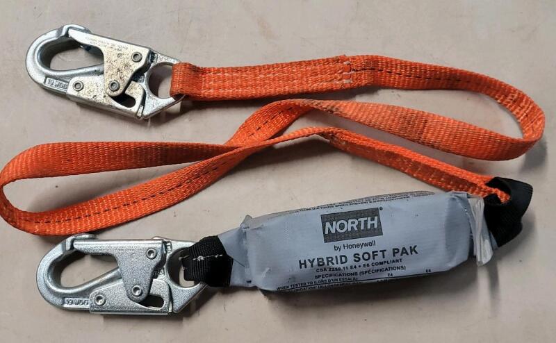 Honeywell North NHL-6FTSLS Hybrid Soft Pak Energy-Absorbing Lanyard .