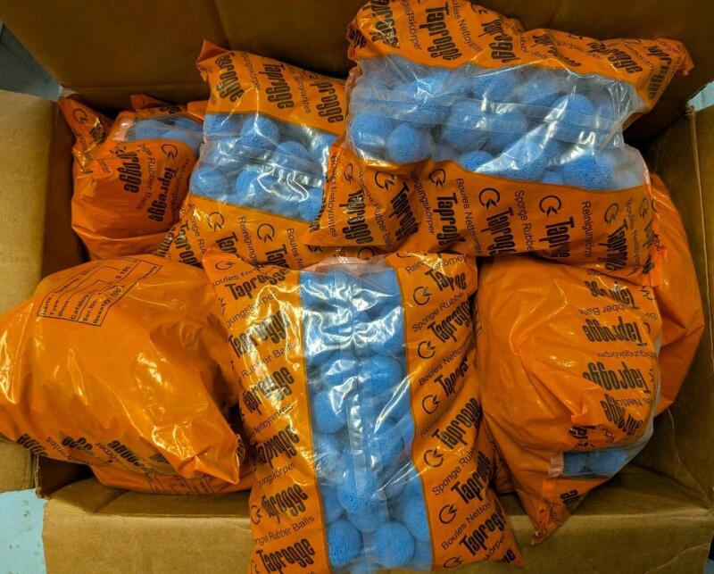 24 New TAPROGGE 23-S160-3 Sponge Rubber Balls. Retails Over $100