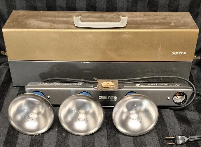 2 Vintage Smith-Victor Photography/Movie Lights in Metal Cases - Working Lightbulbs Included