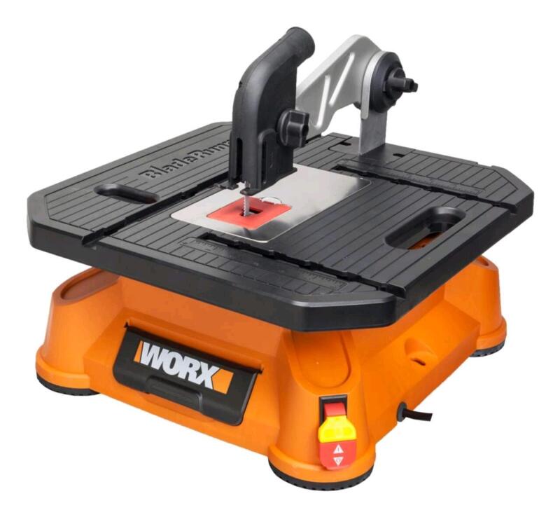 As New - WORX 5.5A 1 &frac12;" Bladerunner Portable Electric Tabletop Saw w/5 Assorted T-Shank Jigsaw Blades . Model # WX572L . Retail $150 .