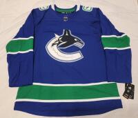 New - NHL Hockey Vancouver Canucks Home Jersey w/Tie-Down Back , Size XXL (54)