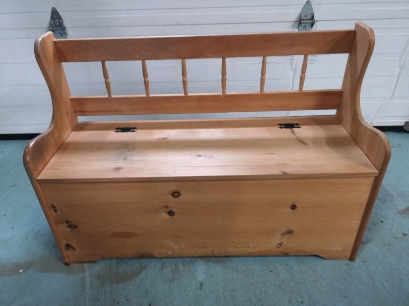 Wooden Pine Bench