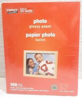 New 100 Sheet Pack of Staples Glossy Photo Paper