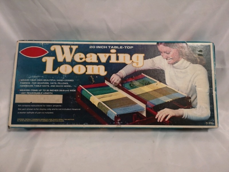 Vintage Weaving Loom - 20" Table-Top No. 8190