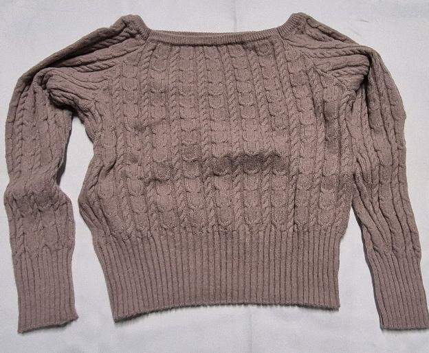 New sz L Women's Sweater