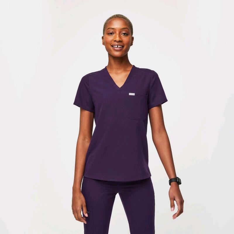 New Sz L Women's FIGS Catarina One-Pocket Scrub Top Retails for $64