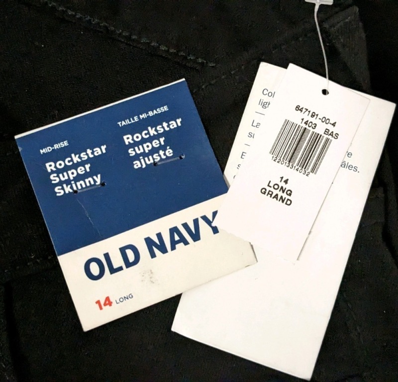 New OLD NAVY Size 14 Long Mid-Rise Rockstar Super Skinny Black Jeans