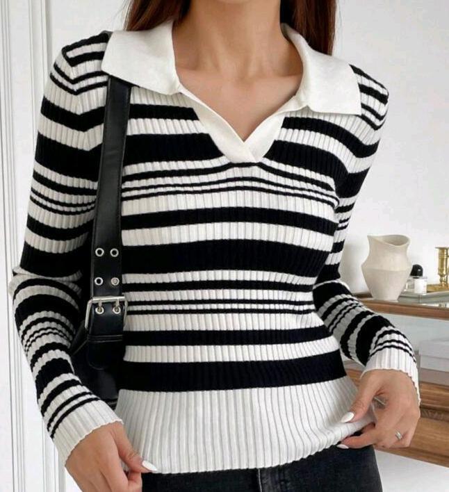 New - Women's Size Medium DAZY Striped Pattern V-Collar Ribbed Knit Sweater .