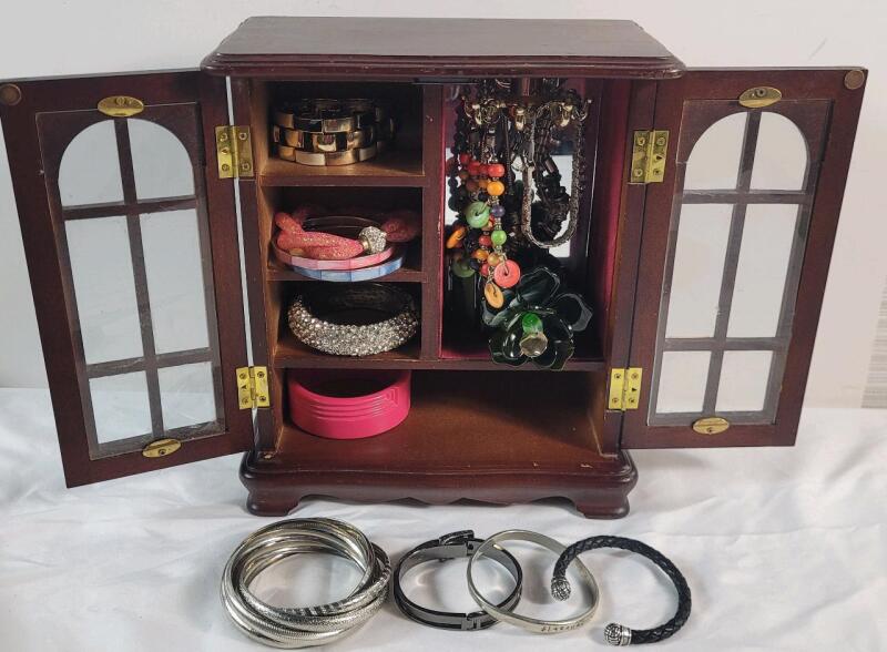 Jewellery Box Filled w/Assorted Bangles & Bracelets