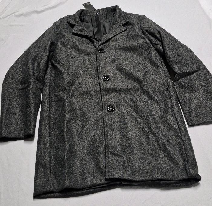 New sz XL(?) MEN'S Coat - Coat Says 3XL