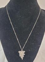 Sterling Silver 925 Chain & Leaf Pendant . Chain measures 17 &frac14;" Long.