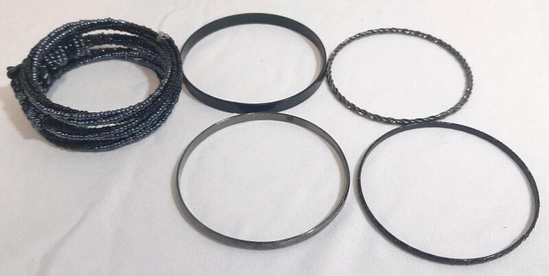 8pcs of New Bracelets