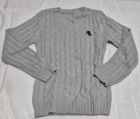 New sz Medium Women's Sweater