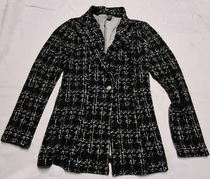 New sz Small Women's Top/Jacket