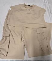 New sz Medium Women's Top and Cargo Pant Set