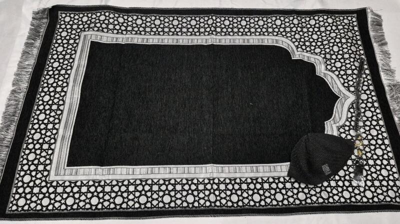 New Prayer Rug with Acessories
