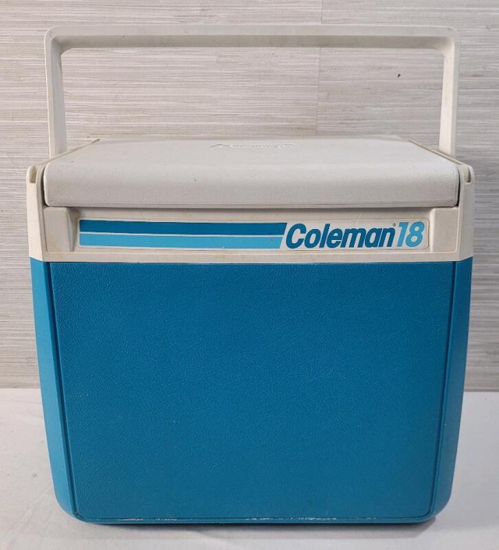 Coleman18 Cooler w/Carry Handle . Measures 15"&times;14"&times;9.5"