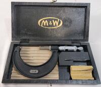 Vintage Moore & Wright 1-2&rdquo; 966B Micrometer in Original Box .