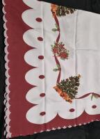 NEW CHRISTMAS TABLE CLOTH 100 BY 60" Rectangular
