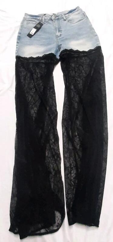 New Women's Sz. 7 Lace Bottom Jeans