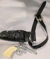 Toy Gun with Holster. Gun is 8" Long.
