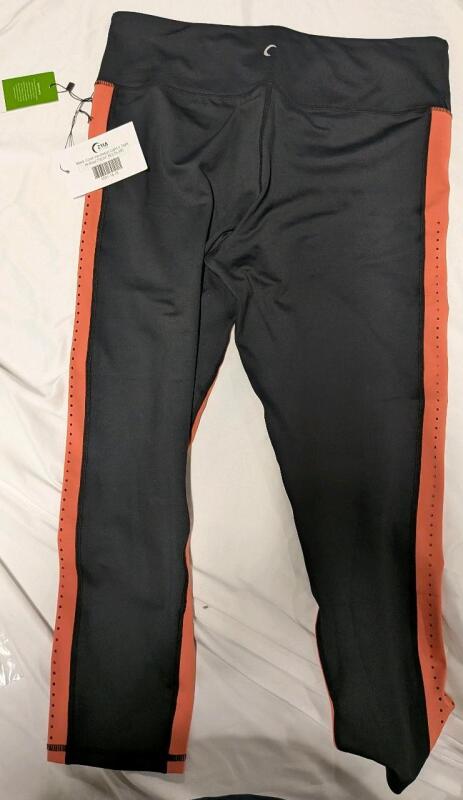 New Size 16-18 Women's Zyia Ventellation Light n Tight Hi Rise Leggings.