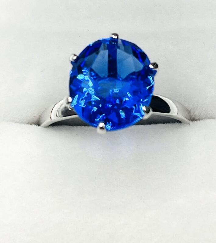 Sterling Silver Natural Blue Quartz (5ct) Ring, Size 8, comes with appraisal $200.00.