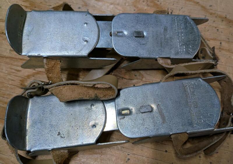 Vintage Dominion Strap on Skates. 7" From Tip to Tip