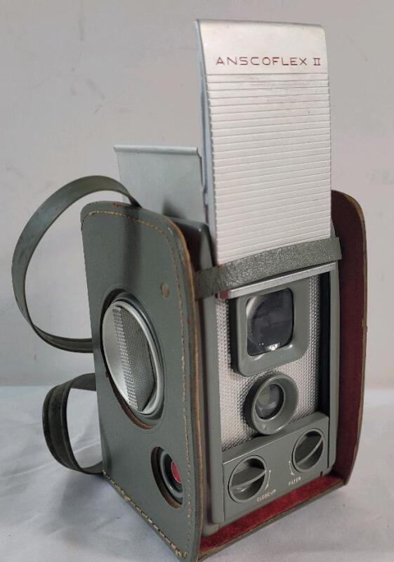 Vintage Anscoflex II Camera . Untested