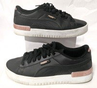 PUMA Ladies Jada Sneakers; Black, Rose Gold, White (Size 9)