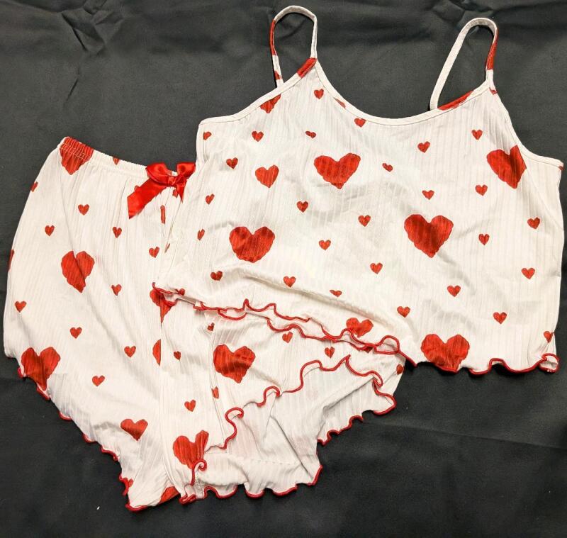 New Size XL Women's 2 Piece Heart Pajamas