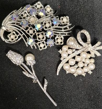 3 Lovely Bling Bling Brooches