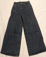 New Size Medium Women's Jeans.