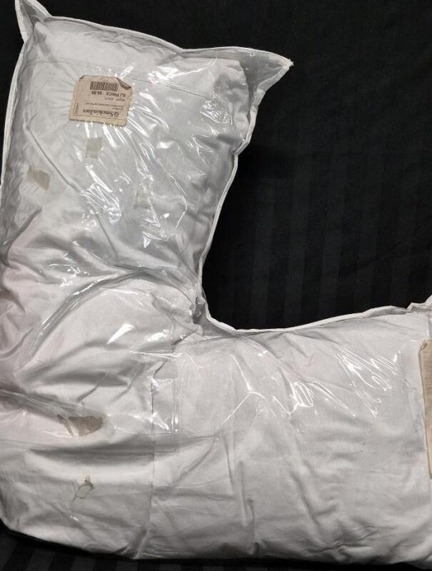 As New Beautyrest Boomerang Pillow 30 by 26"