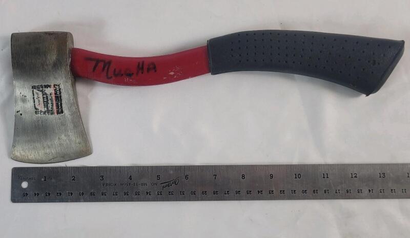 Lindell Fiberglass Handle Hand Axe .
